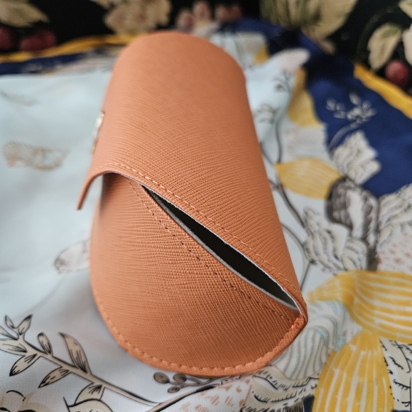 NWOT Tory Burch Sunglasses Case - Picture 4 of 9